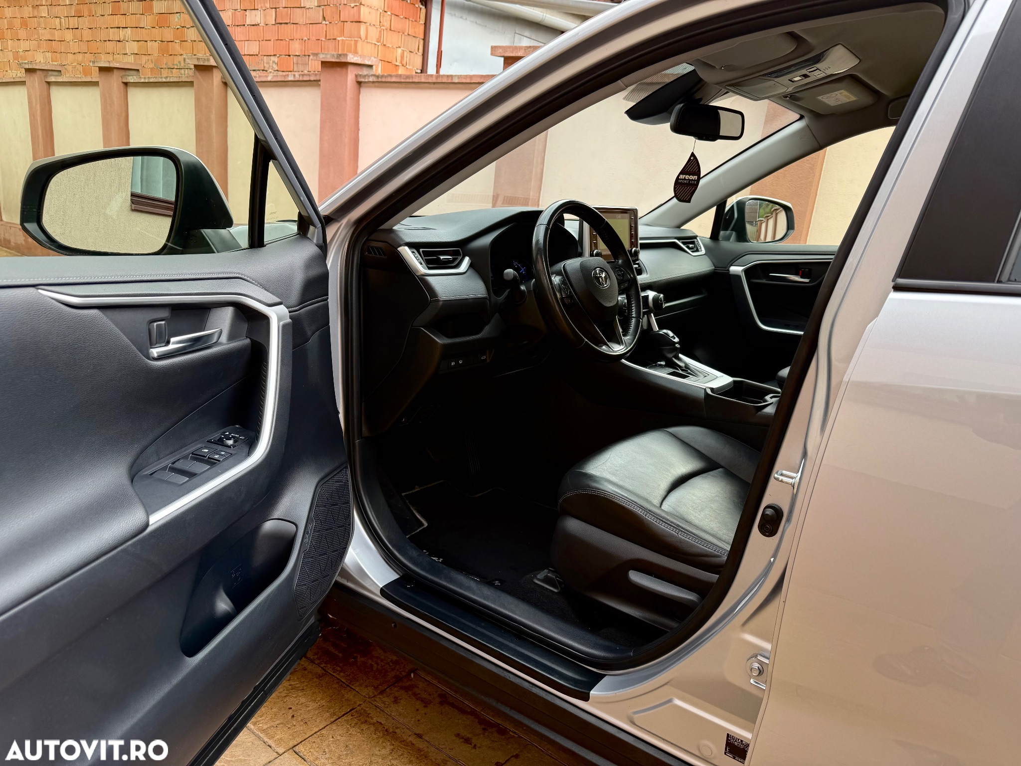 Toyota RAV4 - 17