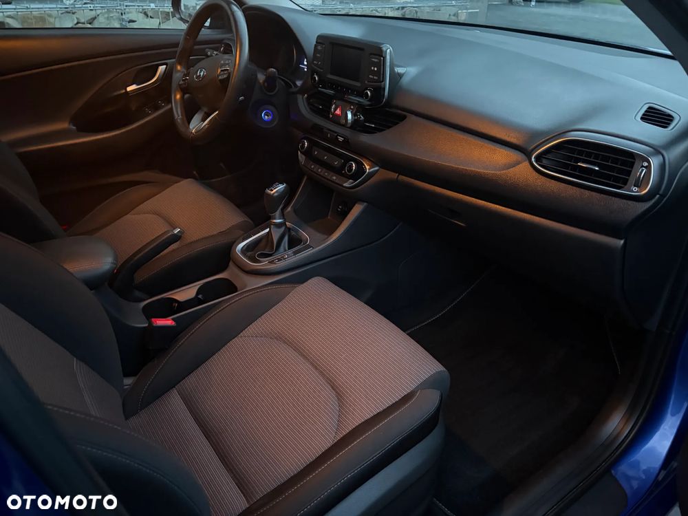 Hyundai i30 1.4 Comfort - 12