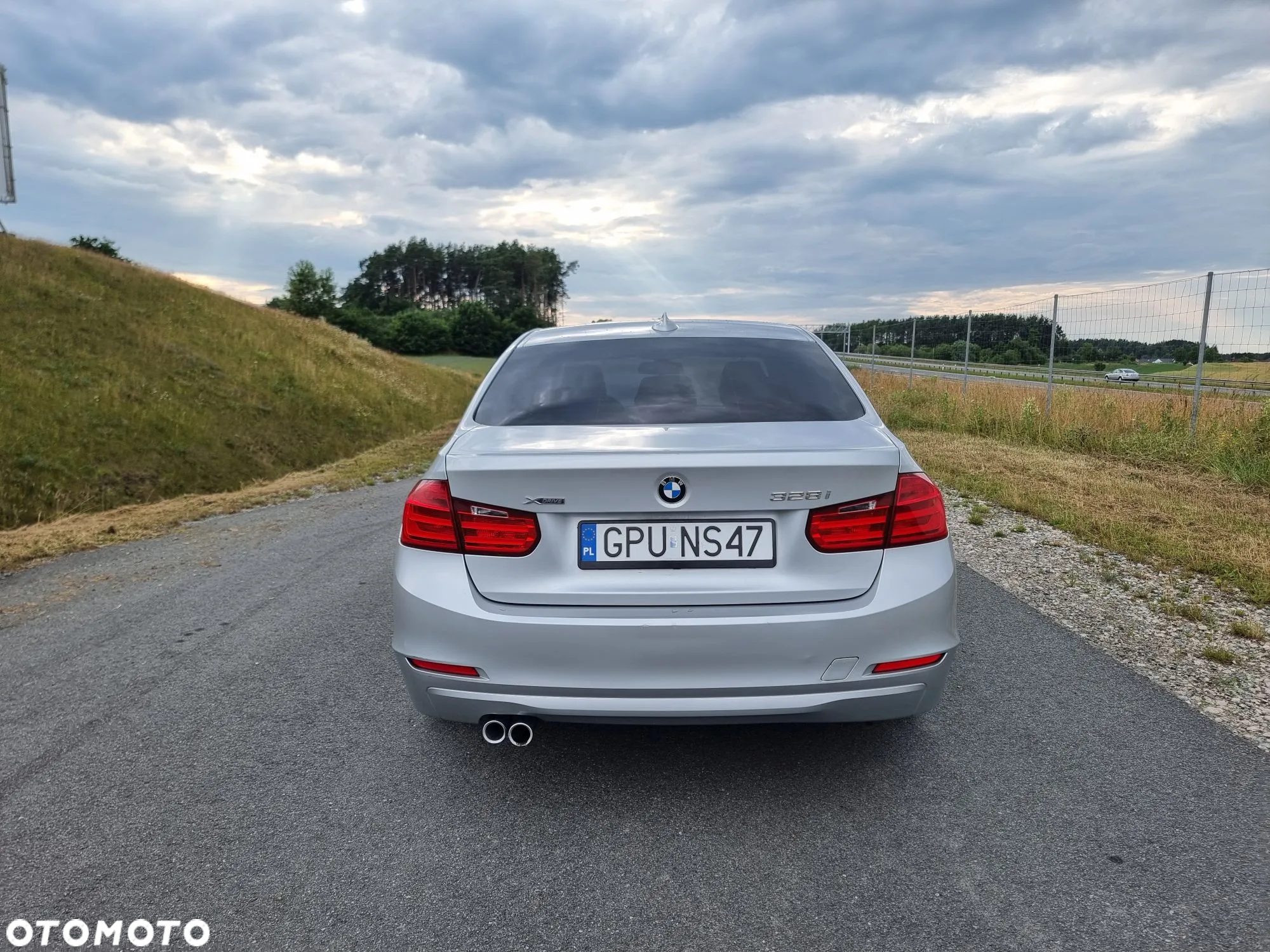 BMW Seria 3 328i xDrive - 10