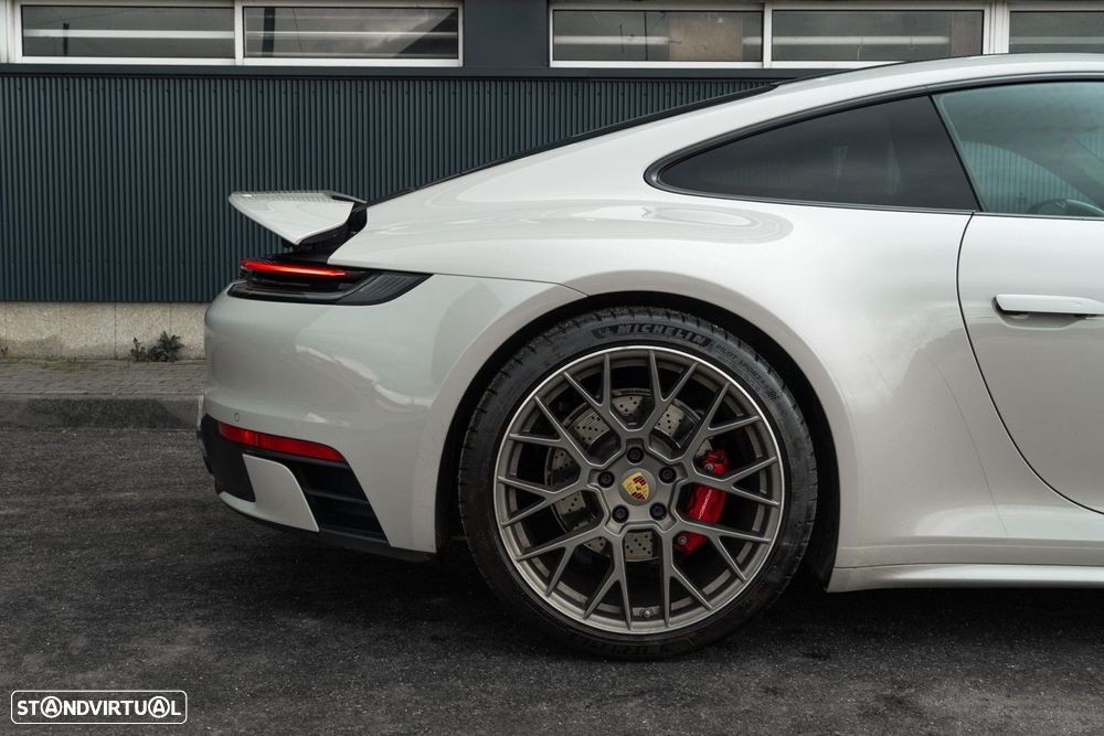 Porsche 911 (992) Carrera 4S PDK - 53