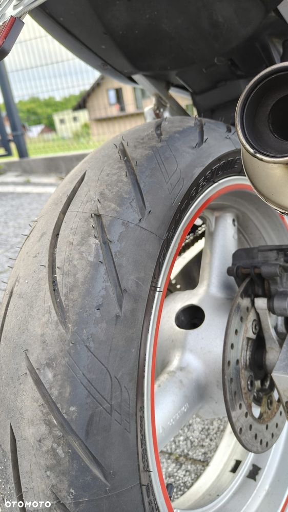 Suzuki SV - 8