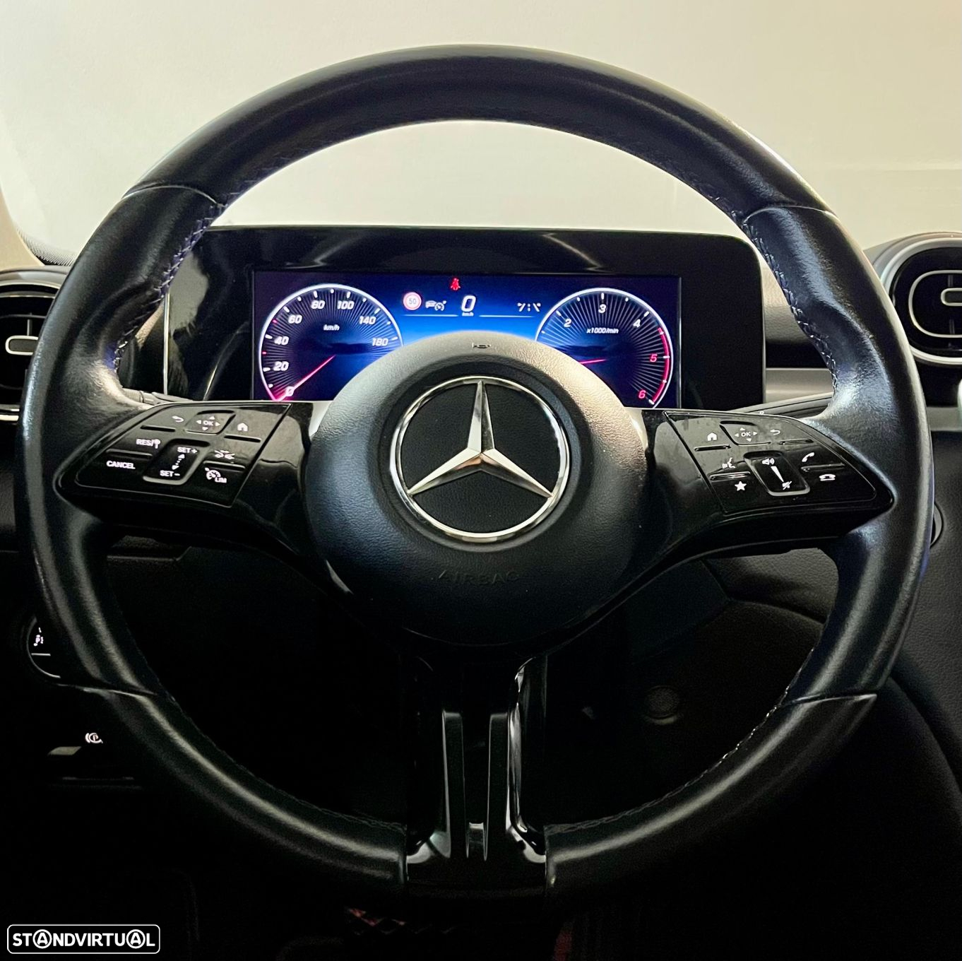 Mercedes-Benz C 200 d - 25