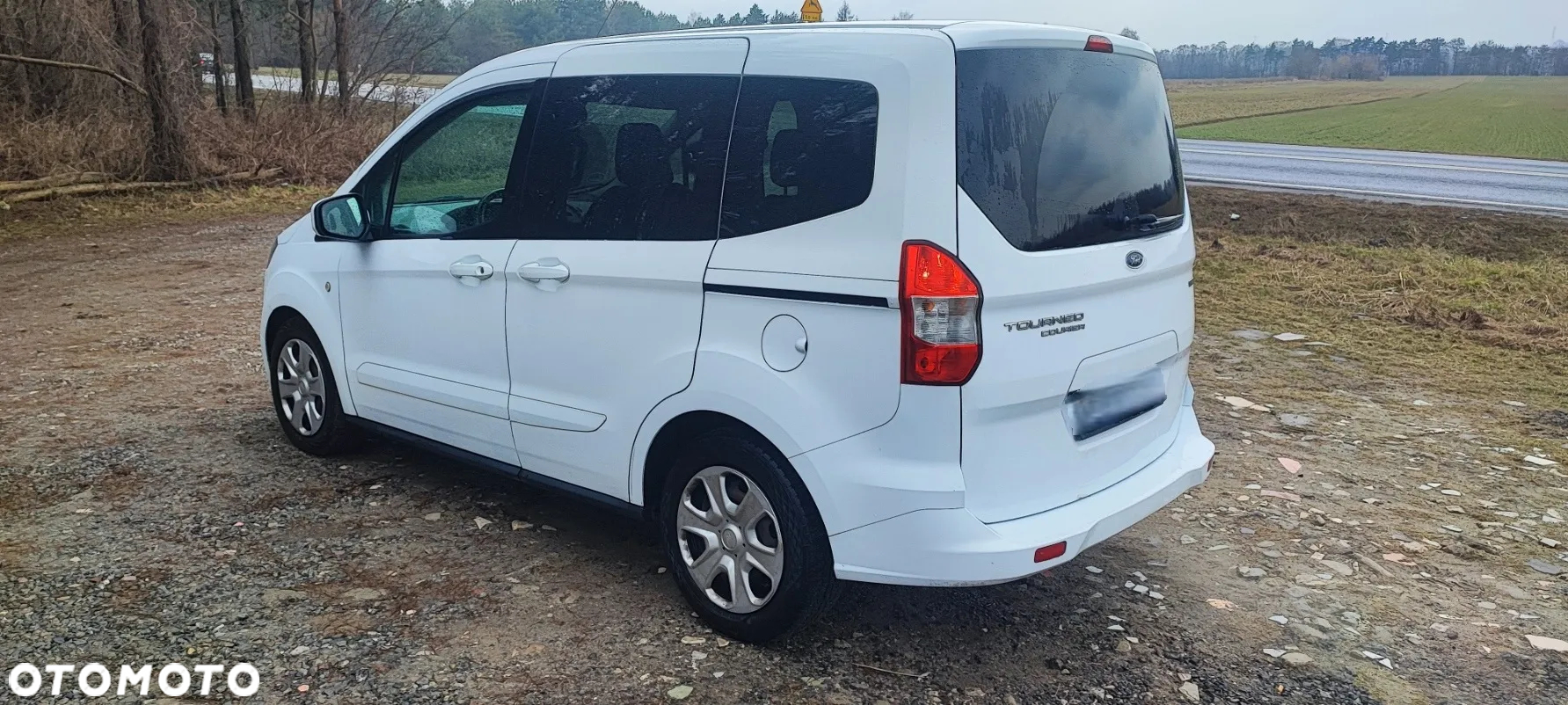 Ford Tourneo Courier 1.0 EcoBoost S&S Ambiente - 7
