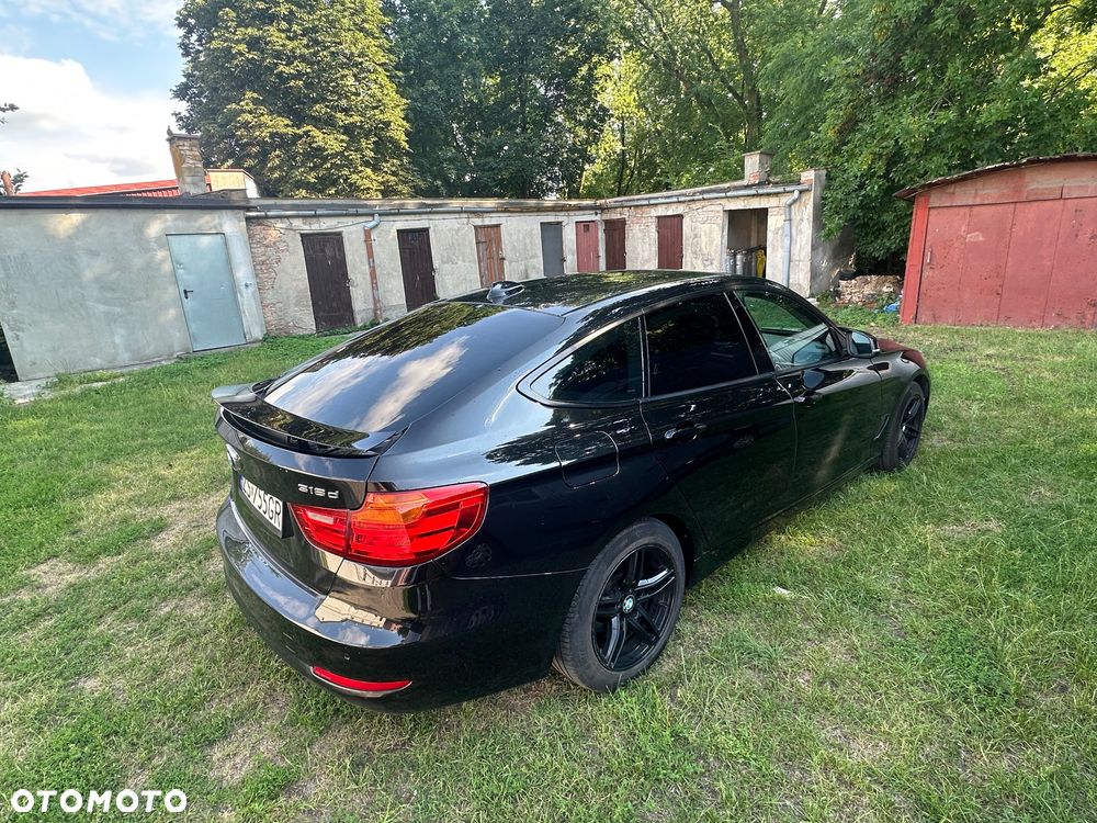 BMW Seria 3 318d - 6