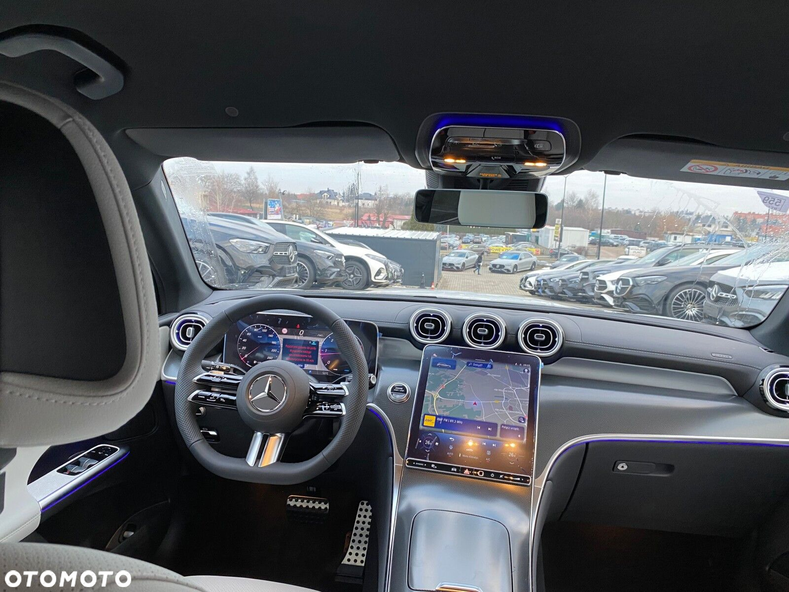 Mercedes-Benz GLC - 22