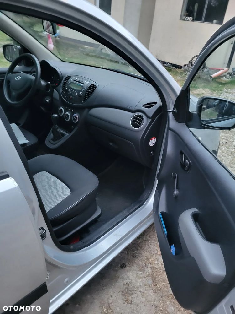Hyundai i10 1.1 Classic - 4
