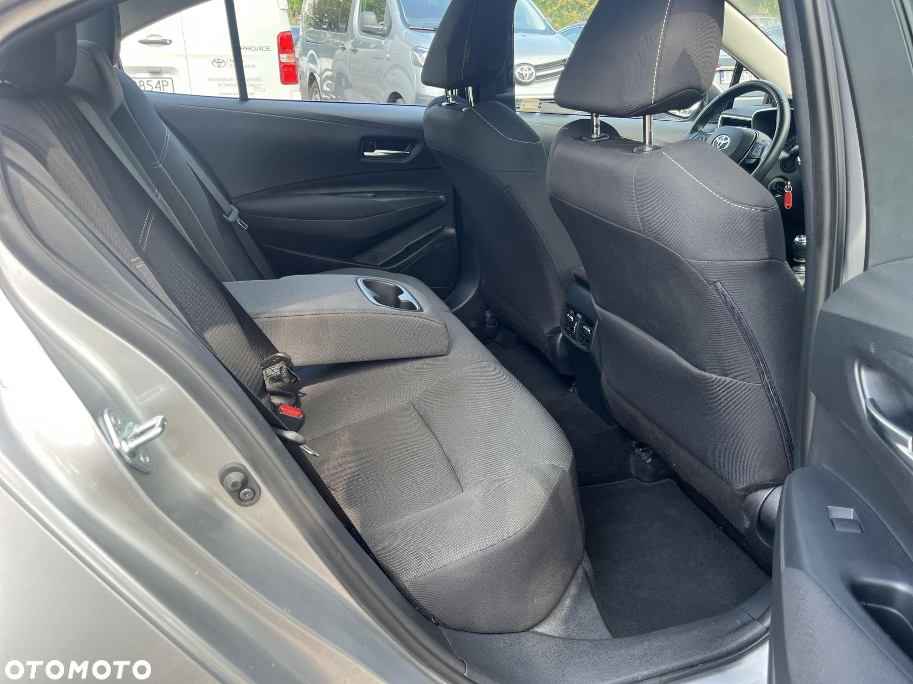 Toyota Corolla - 14