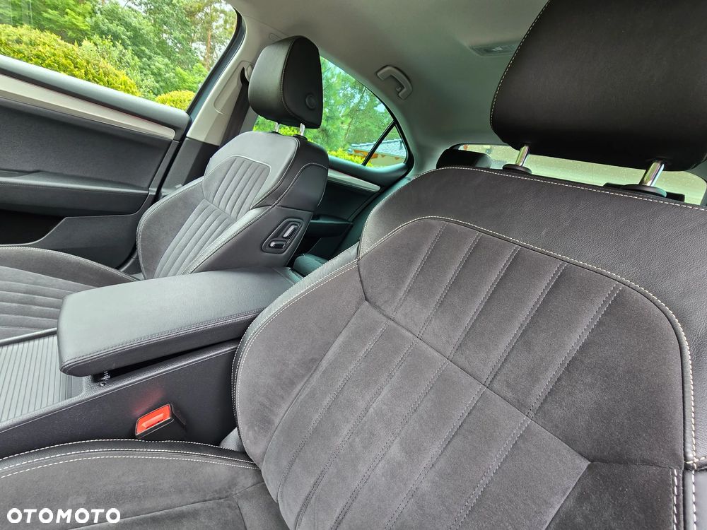 Skoda Superb 2.0 TDI SCR Style DSG - 7