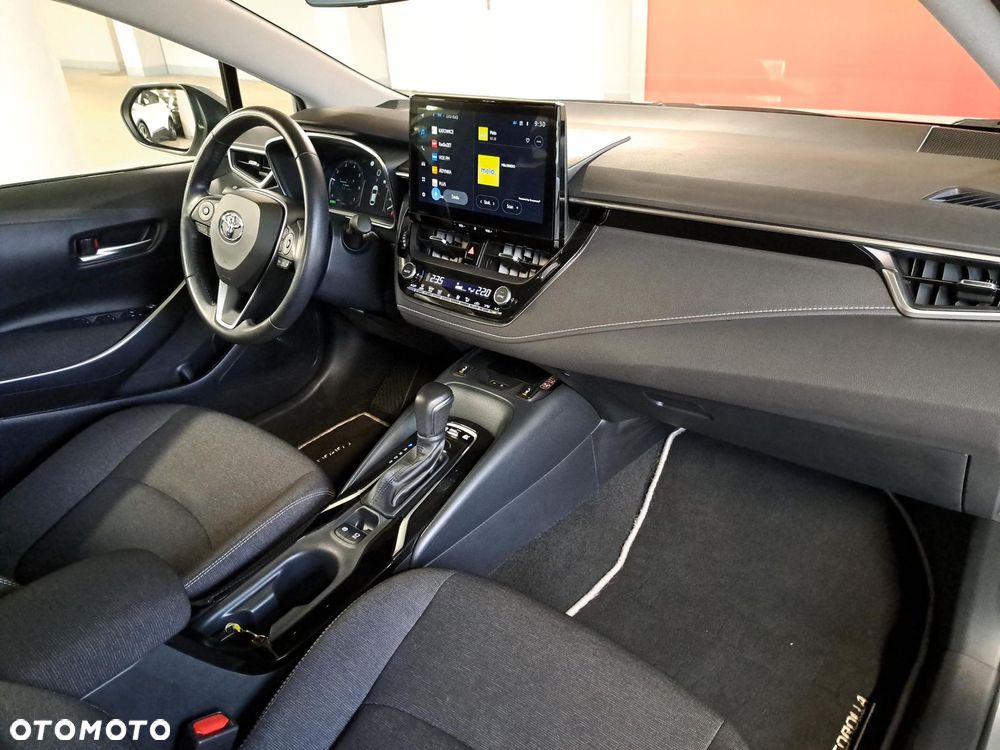 Toyota Corolla 1.8 Hybrid Comfort - 10