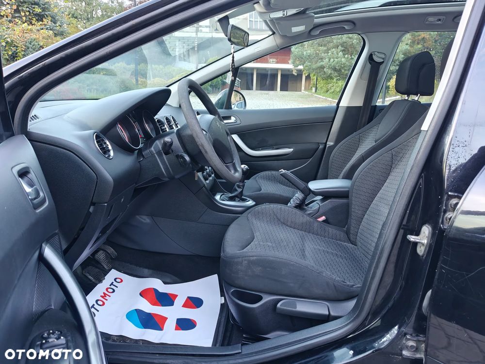 Peugeot 308 1.6 Premium - 6