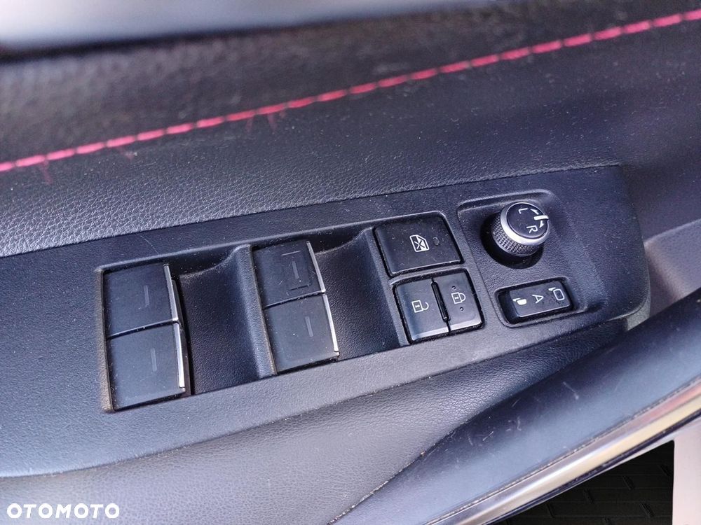 Toyota Corolla 1.8 Hybrid GPF Executive - 22