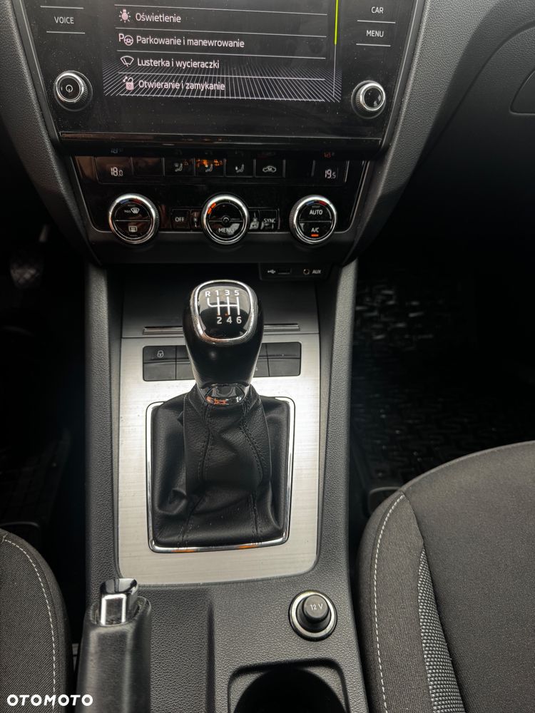 Skoda Octavia 1.4 TSI Ambition - 15