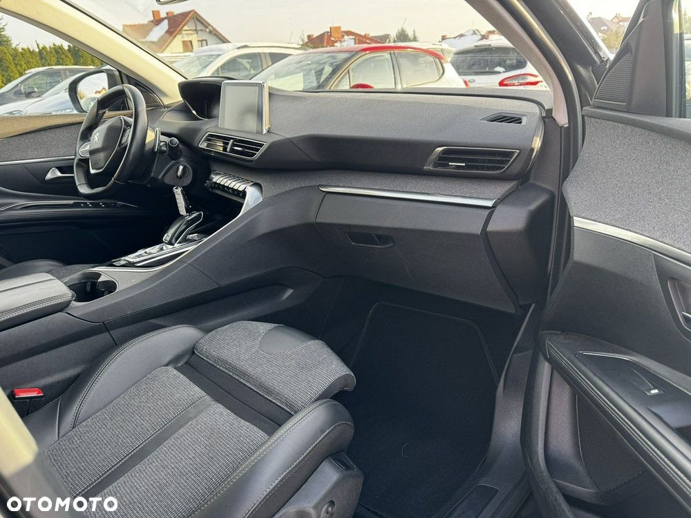 Peugeot 5008 1.5 BlueHDi Allure Pack S&S EAT8 - 16