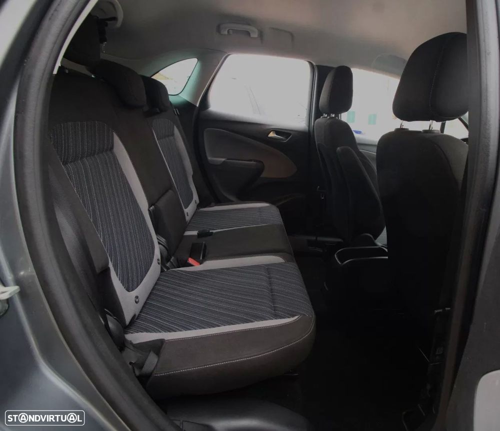 Opel Crossland X - 23