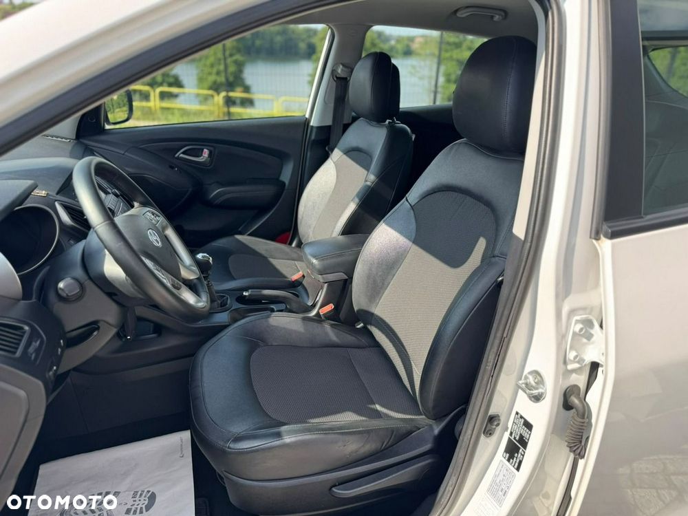 Hyundai ix35 - 11