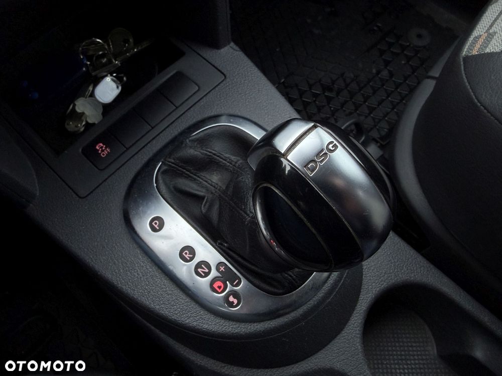 Volkswagen Caddy 1,6 TD DSG - 24