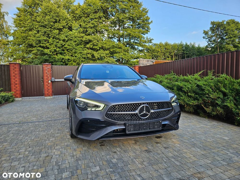 Mercedes-Benz CLA 180 AMG Line 7G-DCT - 2