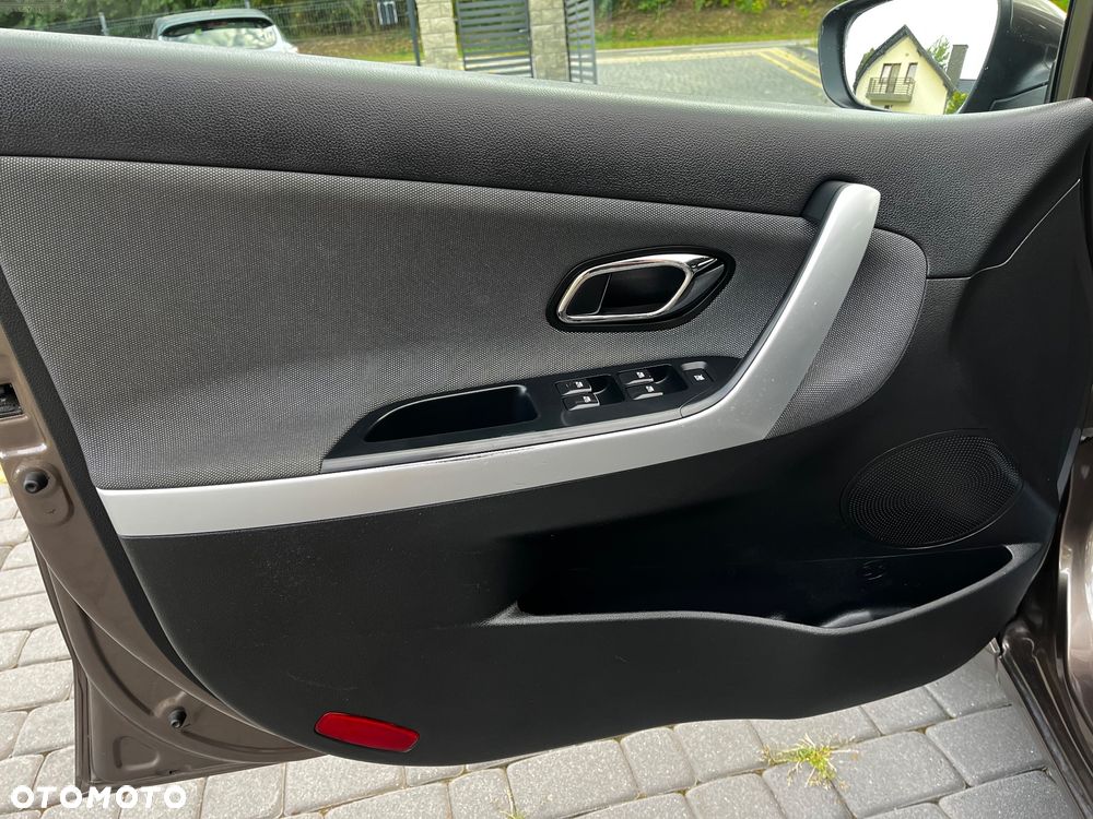 Kia Ceed 1.6 CRDi 128 Dream Team Edition - 9