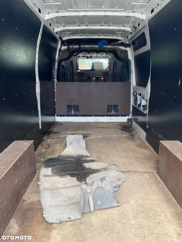 Renault Master - 10