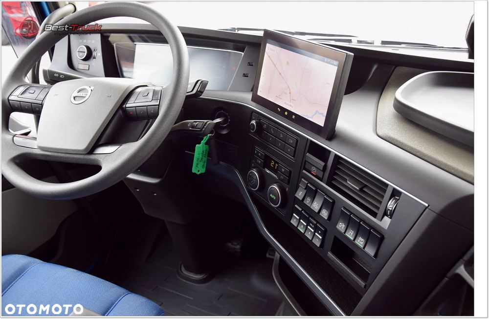 Volvo FH500 | BOGATE WYPOSAŻENIE  |  I-SAVE |  STANDARD |  ZBIORNIKI 1260 L |  FULL LED  |  I-PARK COOL - 34