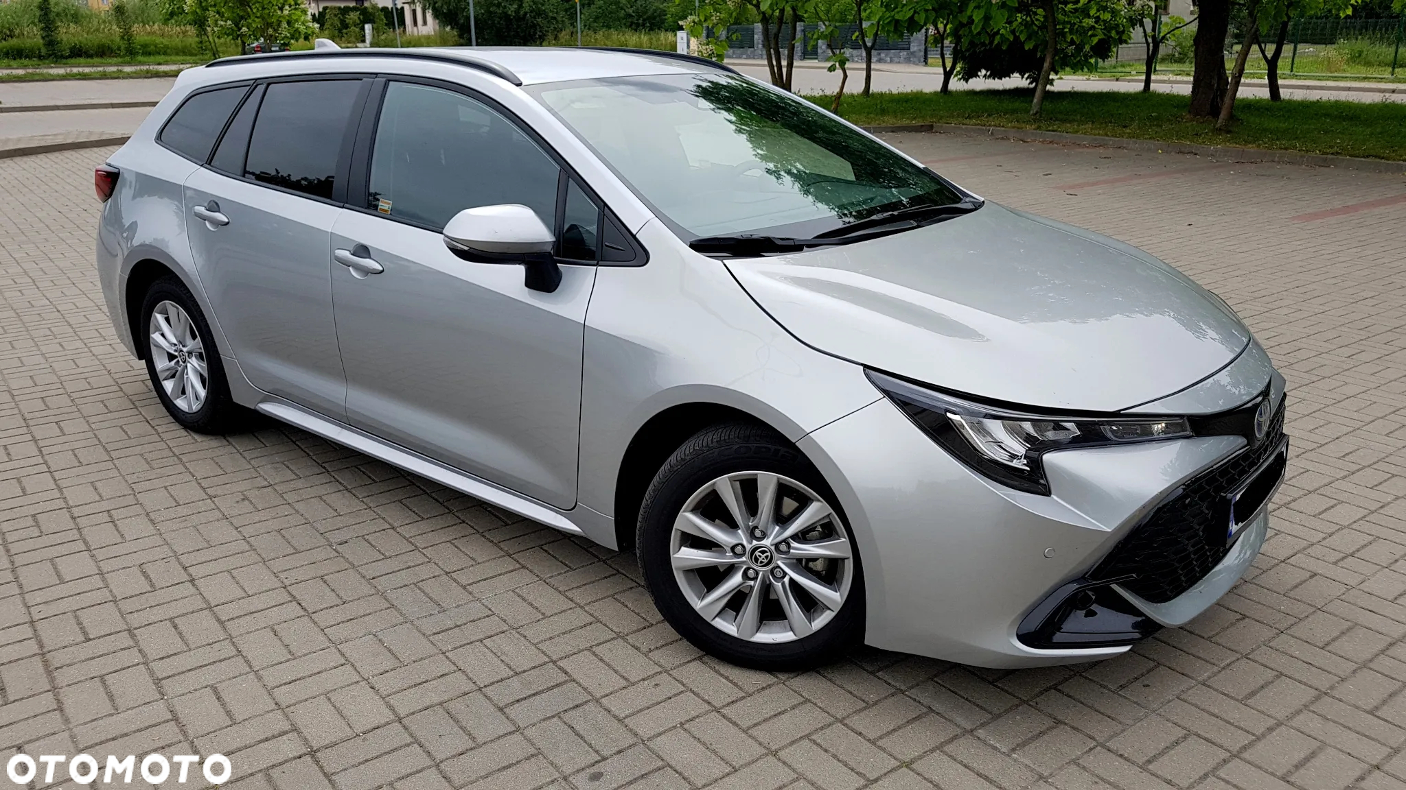 Toyota Corolla 1.8 Hybrid Comfort - 9