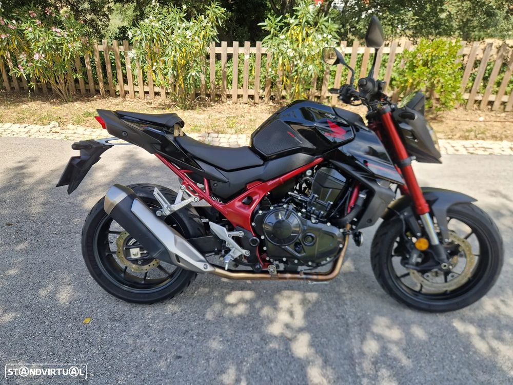 Honda Hornet 750 35kws Possível Financiamento - 1