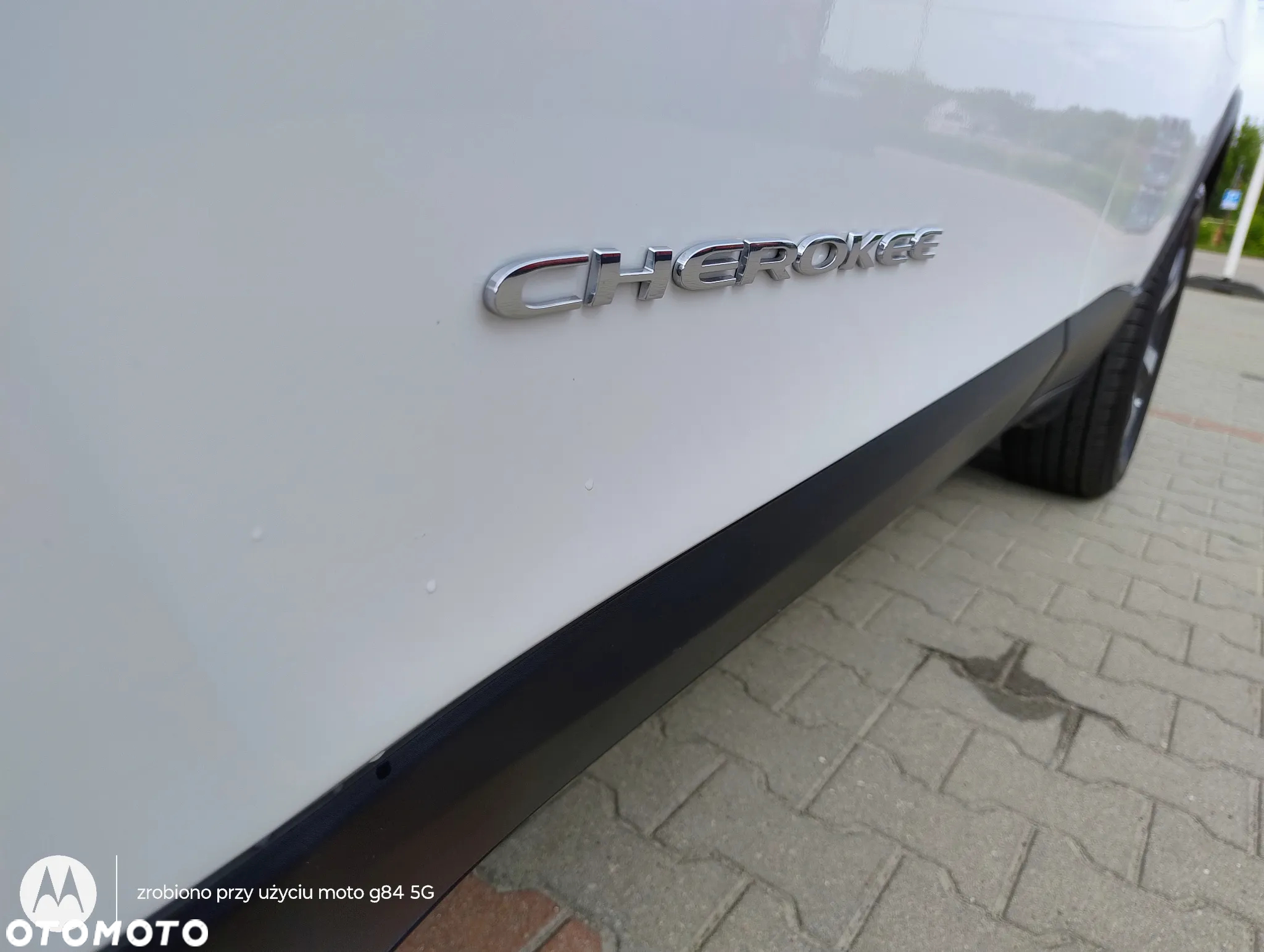 Jeep Cherokee - 26