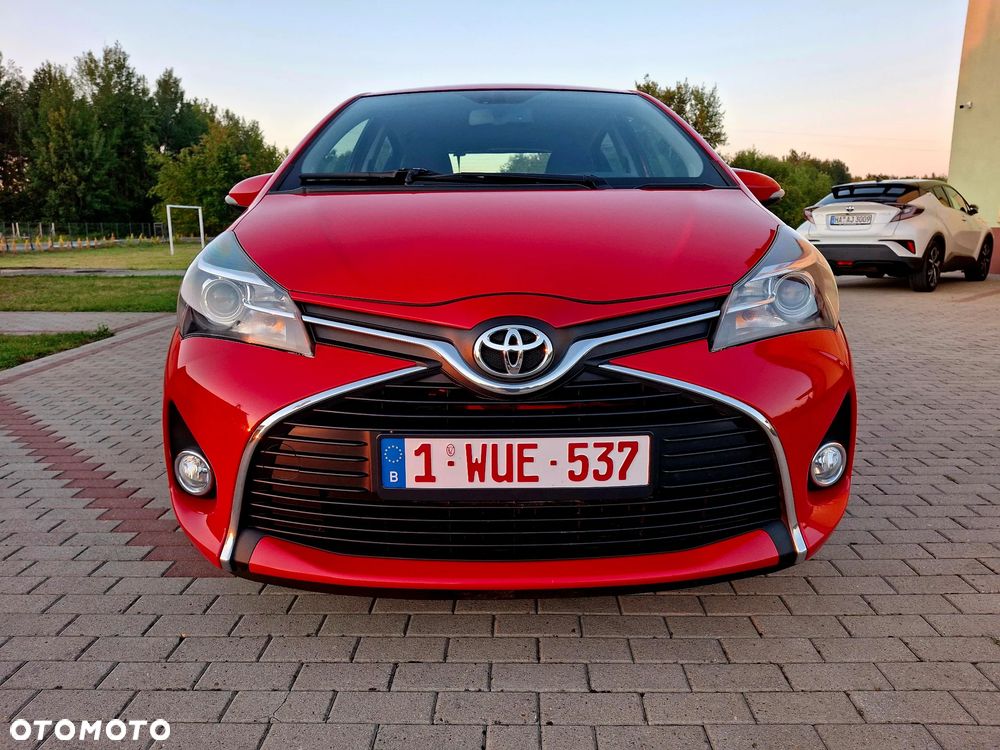 Toyota Yaris 1.33 VVT-i Executive - 3