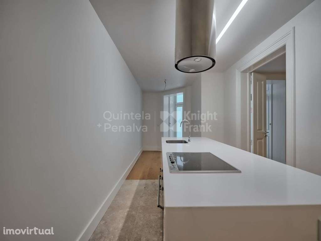 Apartamento T2+1 duplex com terraço, sem móveis em Lisboa - Grande imagem: 4/20