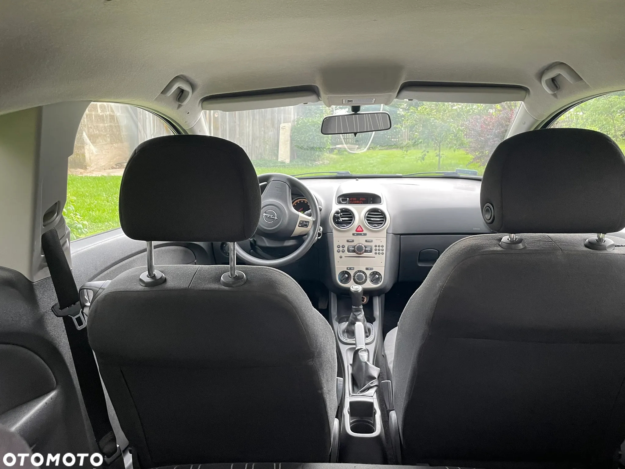 Opel Corsa 1.2 16V Cosmo - 3