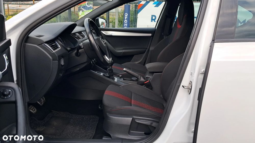 Skoda Octavia 1.6 TDI SCR Business - 8