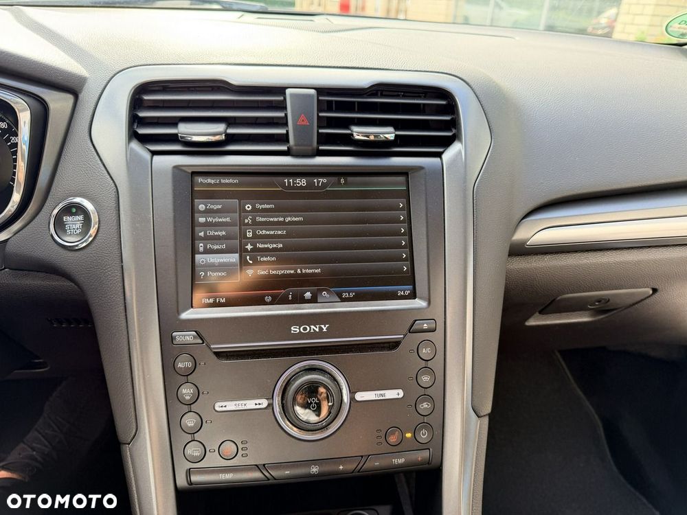 Ford Mondeo - 33