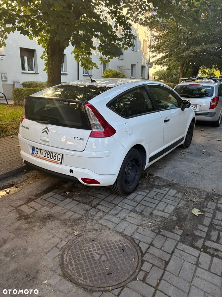 Citroen C4 Coupé 2009 photo 2