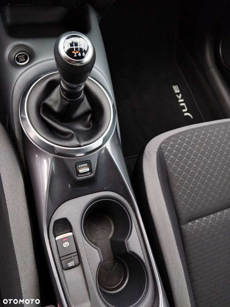 Nissan Juke 1.0 DIG-T N-Connecta - 19