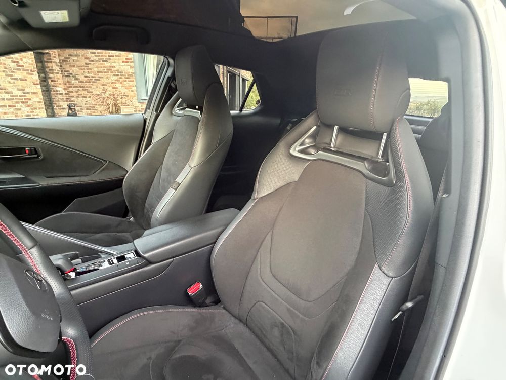 Toyota C-HR 2.0 Hybrid Dynamic Force GR Sport AWD - 4