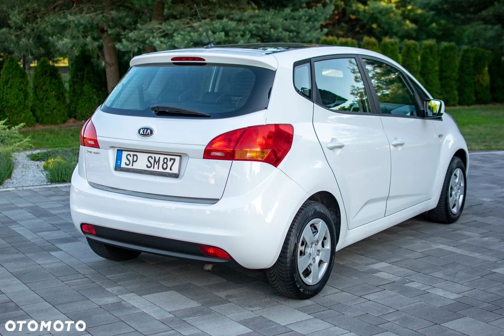 Kia Venga - 19
