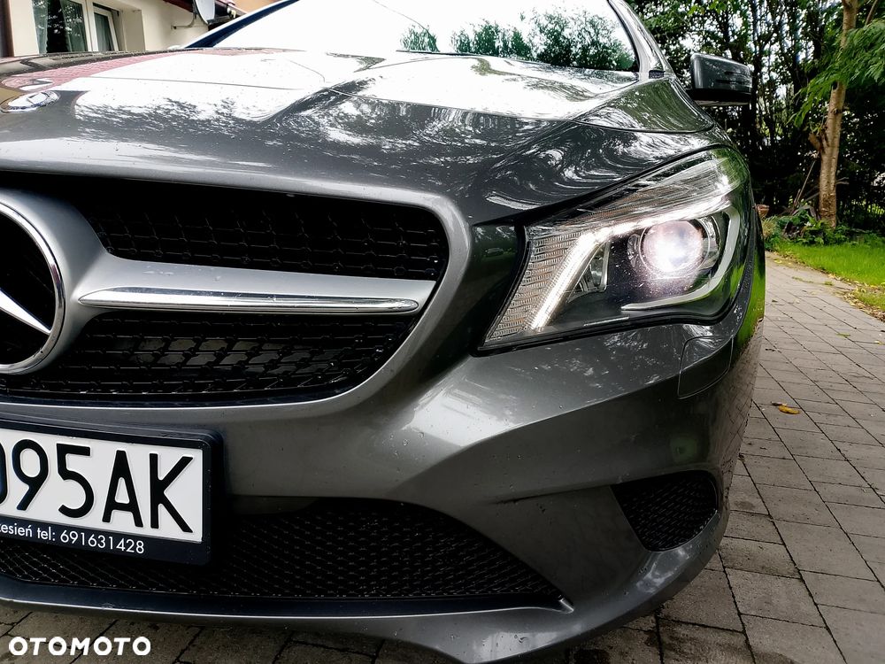 Mercedes-Benz CLA 200 7G-DCT SCORE - 21
