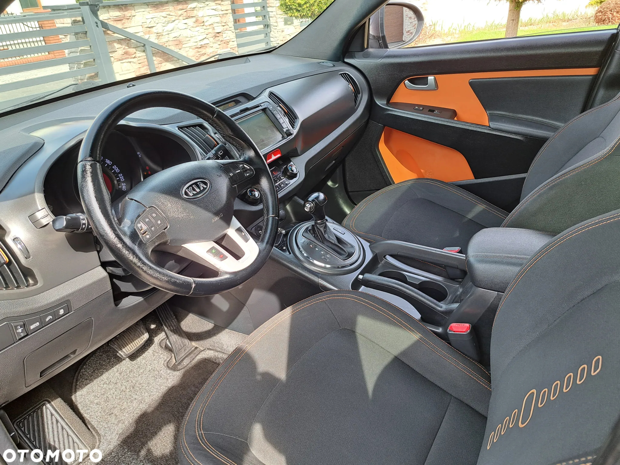 Kia Sportage - 14