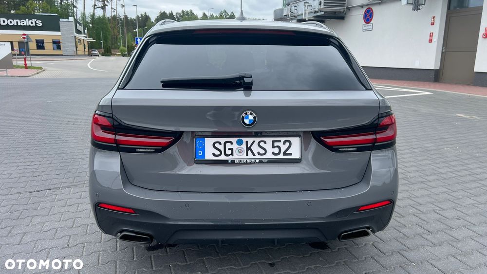 BMW Seria 5 520d M Sport - 13