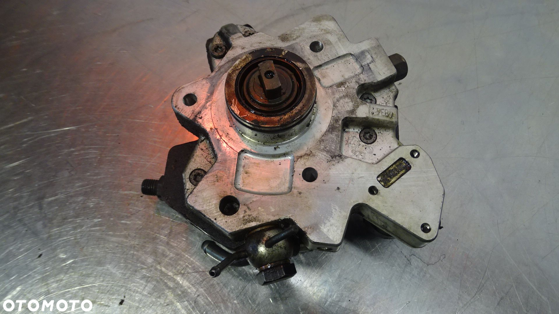 POMPA WTRYSKOWA KIA CARENS III 2.0 33100-27400 - 4