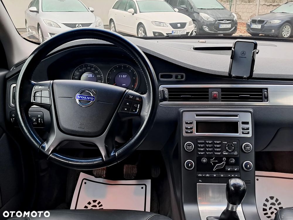 Volvo V70 2.0D Momentum - 16