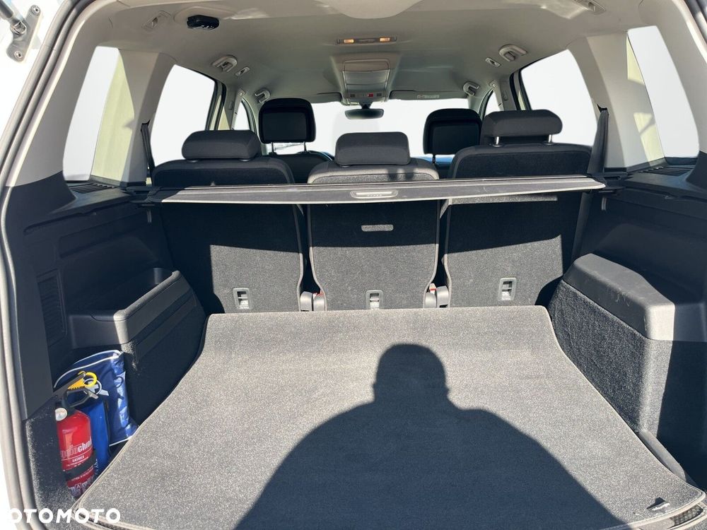 Volkswagen Touran 1.5 TSI EVO Comfortline - 14