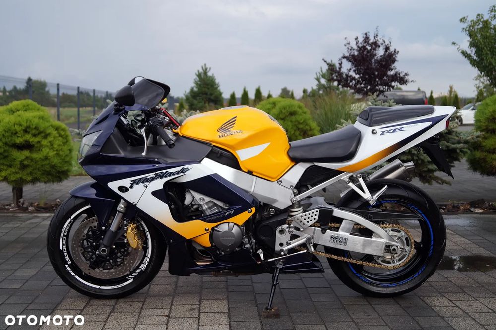 Honda CBR - 7