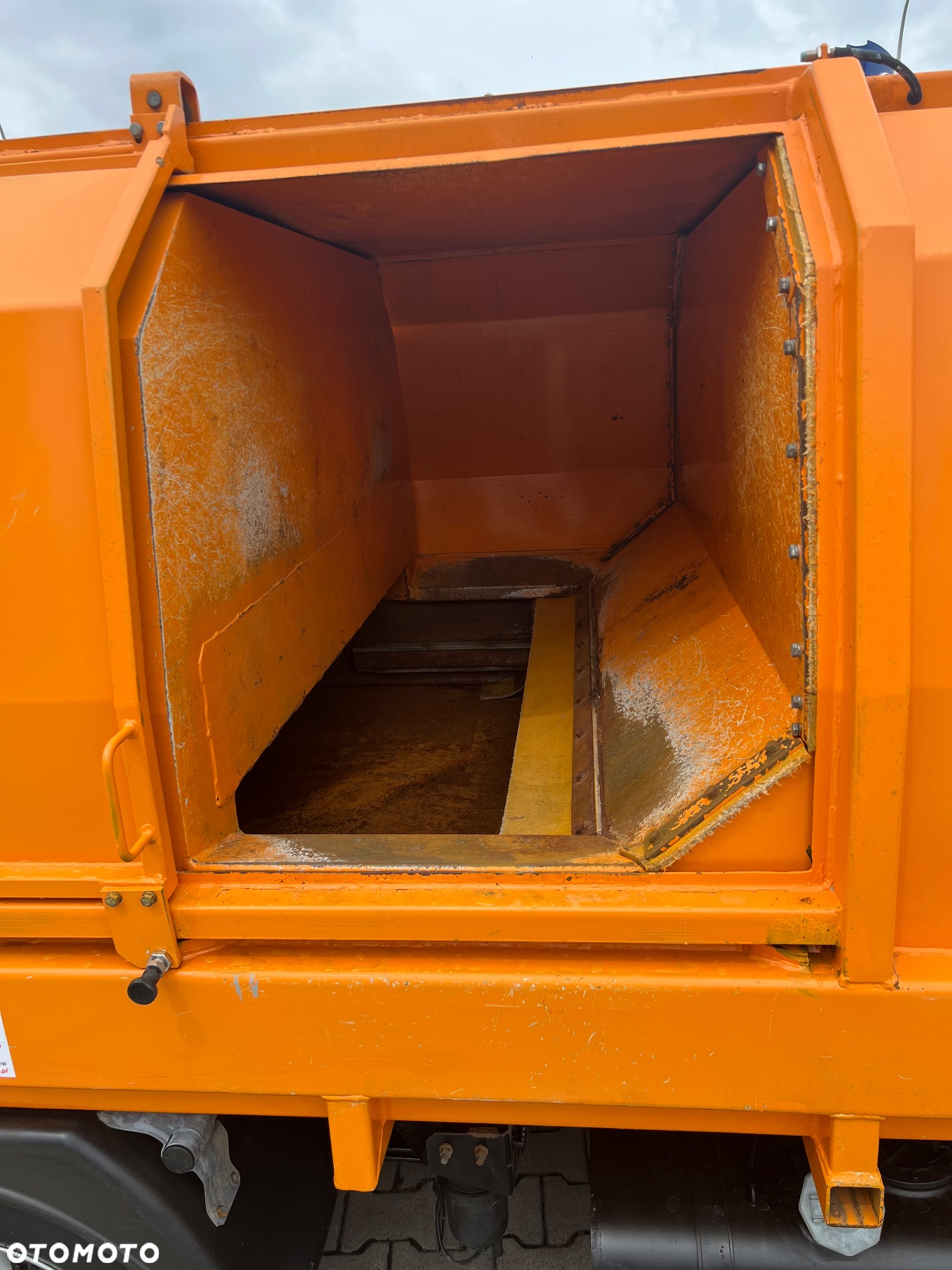 Mitsubishi Canter 3S13 - 17