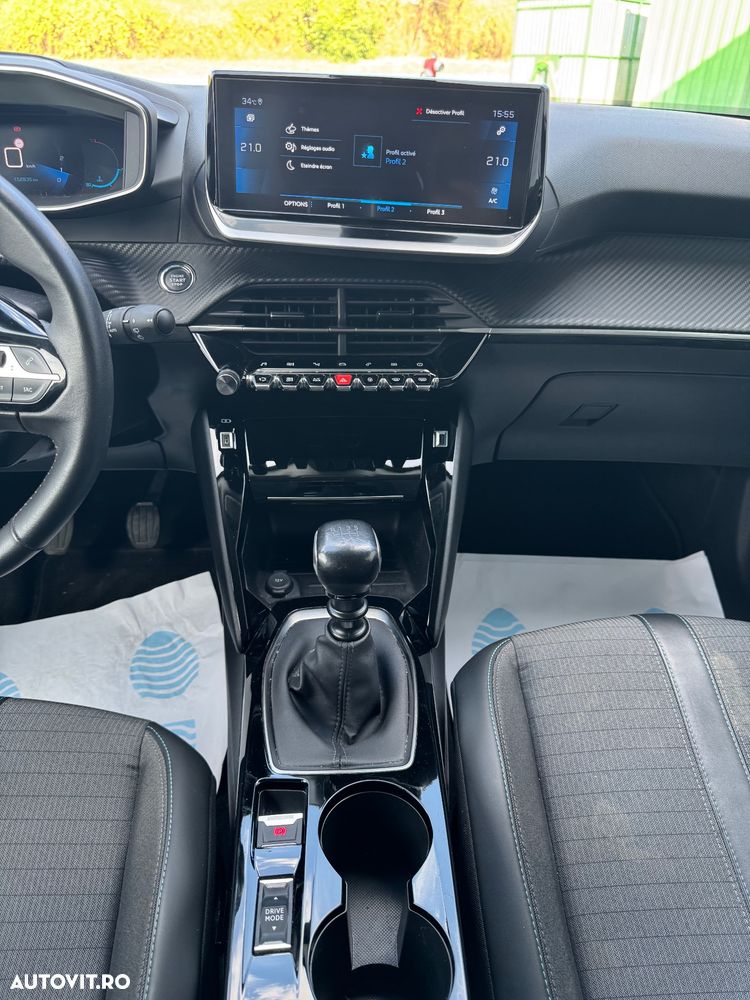 Peugeot 2008 PureTech 130 GT Pack - 29