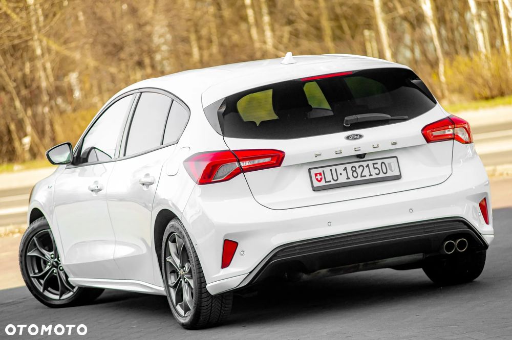 Ford Focus - 10