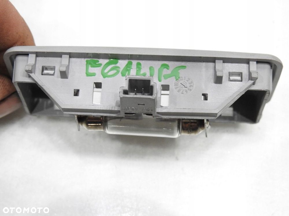 LAMPKA OŚWIETLENIE PODSUFITKI BMW E60 E61 LIFT - 4