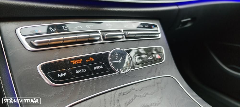 Mercedes-Benz E 300 de AMG Line - 37