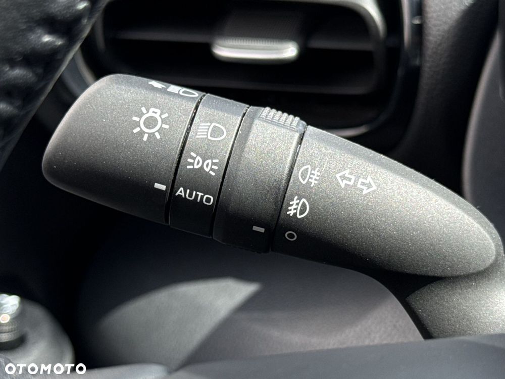 Toyota Yaris Cross Hybrid 1.5 Comfort - 19