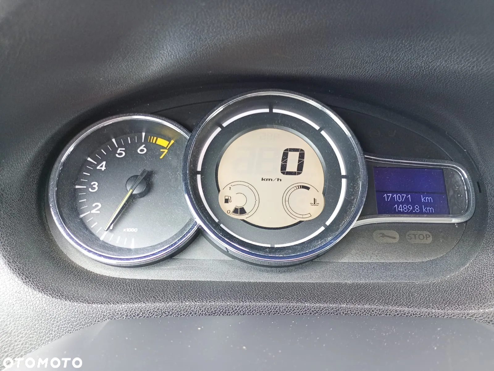 Renault Megane TCe 130 Coupe Night and Day - 12